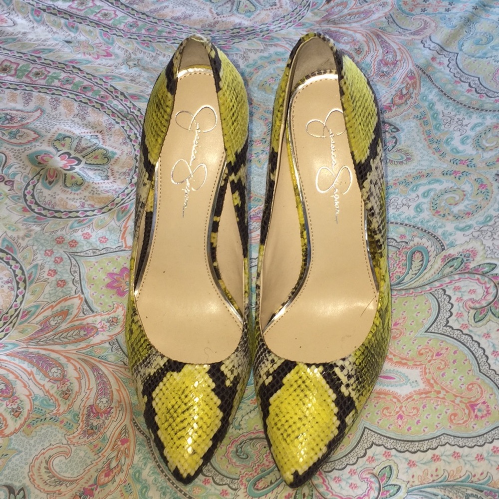 Jessica Simpson yellow high heel pumps